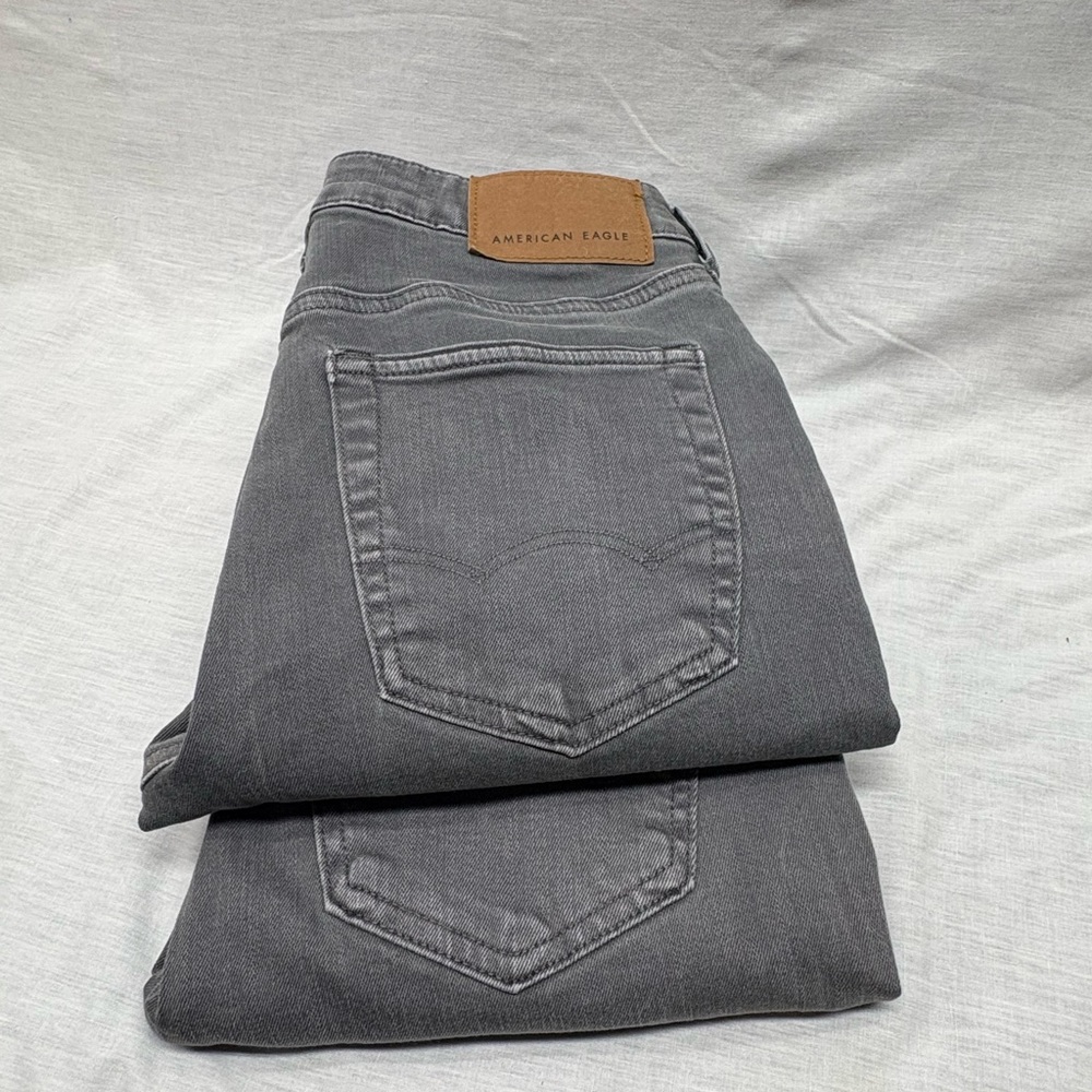 Men’s American Eagle Outfitters Charcoal Denim Skinny airflex+ 28x32
